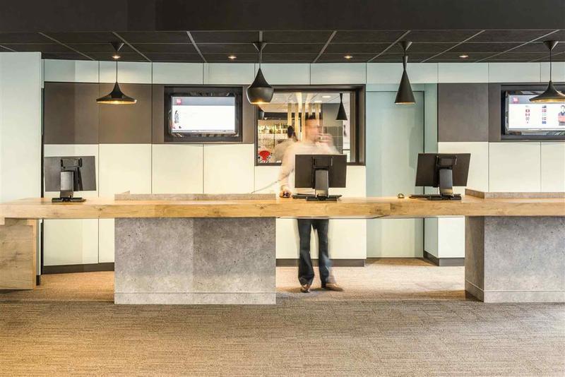Ibis Budget - Porte De Баньоле Экстерьер фото