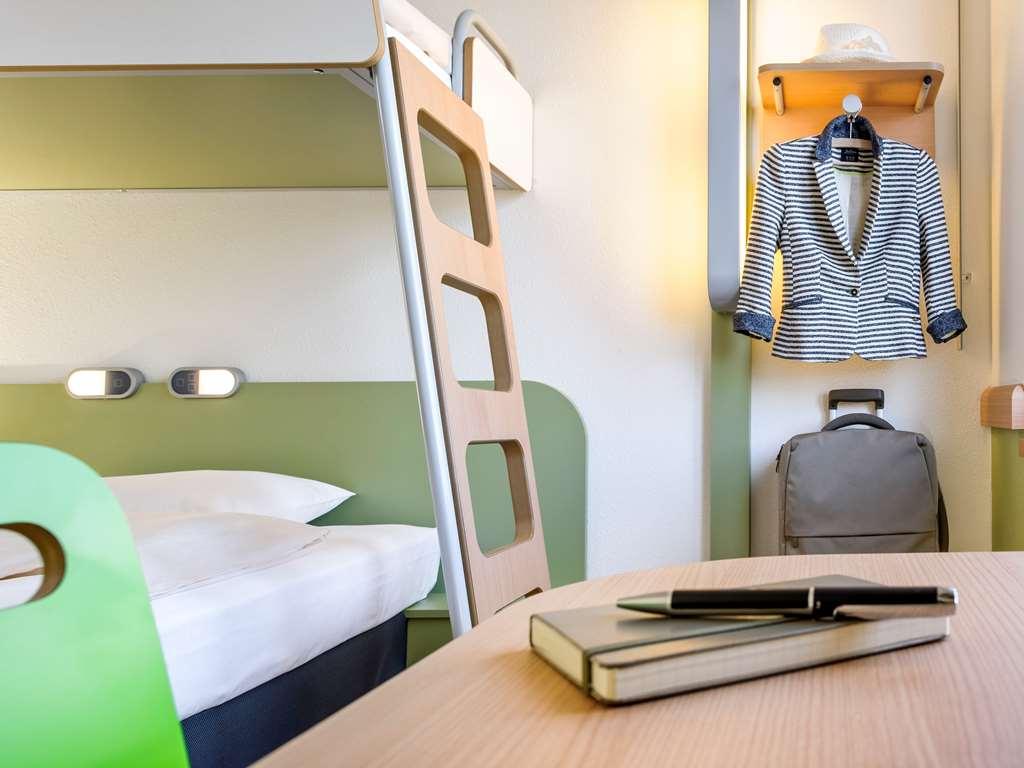 Ibis Budget - Porte De Баньоле Номер фото